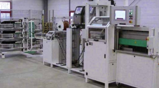 中村銷售法國(guó)CLAVEL自動(dòng)切割機(jī)GA600